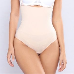 Fashion nova shape wear size lg/xl